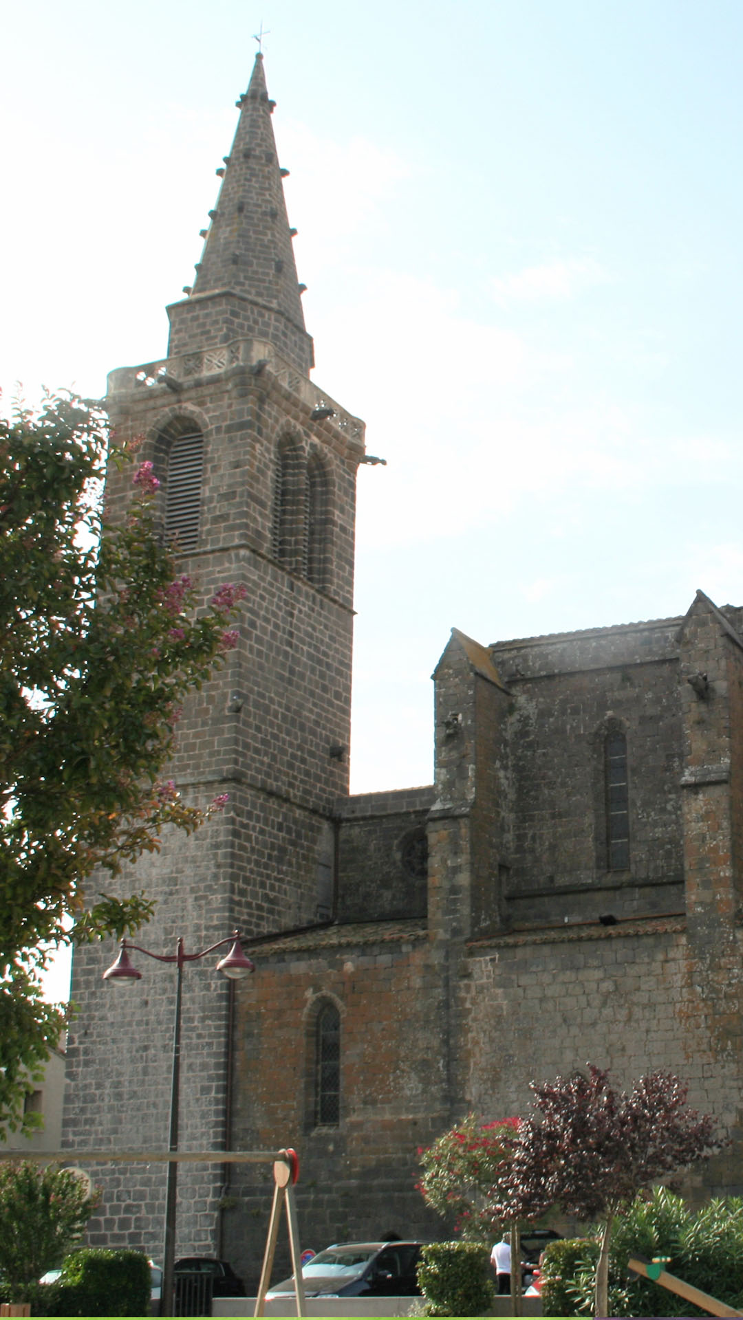 Eglise St Jean Baptiste à Vias 34450